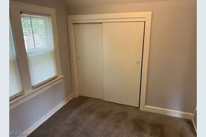 727 Cato Avenue, Akron, OH 44310 - Photo 8