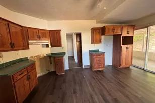 106 S Highland Ave, Moundsville, WV 26041 - Photo 6