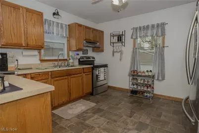 2943 S Union Avenue, Alliance, OH 44601 - Photo 8