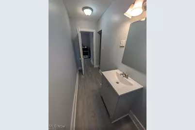 2890 Bailey Road, Cuyahoga Falls, OH 44221 - Photo 8