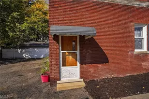 2890 Bailey Rd, Cuyahoga Falls, OH 44221 - Photo 6