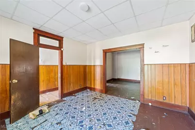 911 W 9th Street, Lorain, OH 44052 - Photo 4