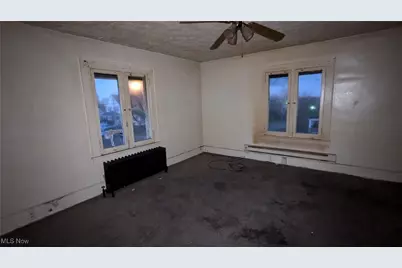 2227 6th Street SW, Akron, OH 44314 - Photo 38