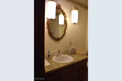 2530 Monnie Place, Zanesville, OH 43701 - Photo 10