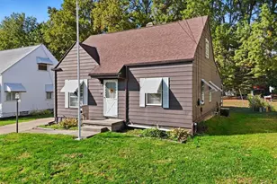 3166 7th St, Cuyahoga Falls, OH 44221 - Photo 2