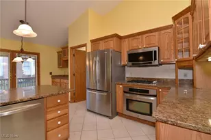 138 Bay Hill Dr, Wadsworth, OH 44281 - Photo 14