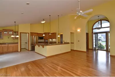 138 Bay Hill Drive, Wadsworth, OH 44281 - Photo 8