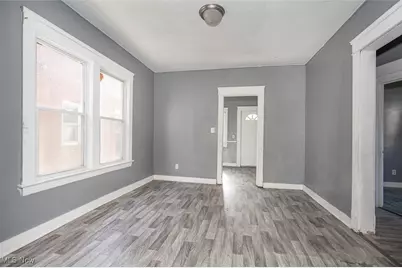 11232 Continental Avenue, Loveland, OH 44104 - Photo 26