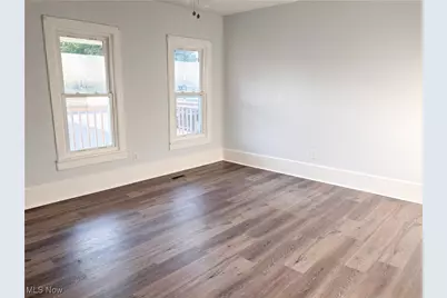 442 S Liberty Avenue, Alliance, OH 44601 - Photo 8