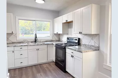 442 S Liberty Avenue, Alliance, OH 44601 - Photo 18