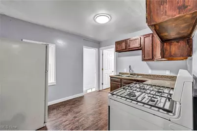 1311 W Erie, Lorain, OH 44052 - Photo 10