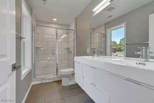 5904 Wakefield Ave, Loveland, OH 44102 - Photo 14