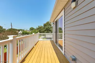 5904 Wakefield Ave, Loveland, OH 44102 - Photo 12