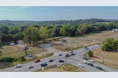 3322 Newark Road, Zanesville, OH 43701 - Photo 2