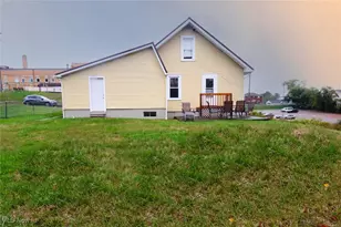 120 School St, Wintersville, OH 43953 - Photo 4