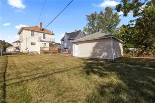 2312 E 32nd St, Lorain, OH 44055 - Photo 20