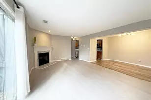 6231 Hidden Creek Dr, Lorain, OH 44053 - Photo 6