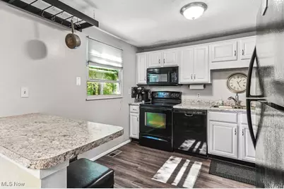 10265 Beaver Trail, Aurora, OH 44202 - Photo 12