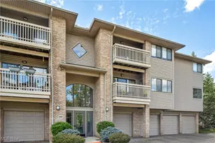 3800 Rosemont Blvd, Fairlawn, OH 44333 - Photo 1