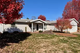 217 Coventry Rd, Marietta, OH 45750 - Photo 1