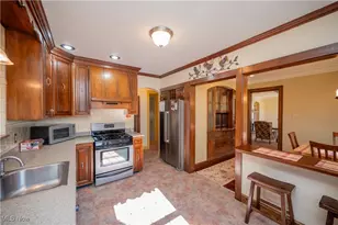 1367 N Market St, East Palestine, OH 44413 - Photo 6