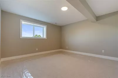 525 Gentlebrook Boulevard SW, Hartville, OH 44632 - Photo 38