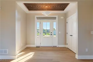 525 Gentlebrook Blvd SW, Hartville, OH 44632 - Photo 6