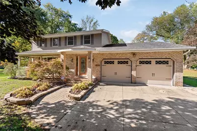 2424 Lyndon Drive, Green, OH 44685 - Photo 1