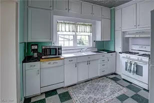 3031 E Erie Ave, Lorain, OH 44052 - Photo 2