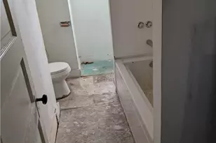 425 Fulton Dr NW, Canton, OH 44703 - Photo 4