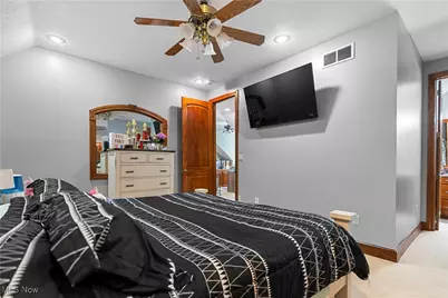 3495 Chadwick Drive, Uniontown, OH 44685 - Photo 8