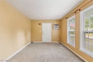 2544 25th St, Cuyahoga Falls, OH 44223 - Photo 12