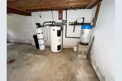 2746 Kragel Road, Richmond, OH 43944 - Photo 32