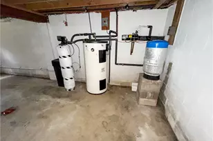 2746 Kragel Rd, Richmond, OH 43944 - Photo 32