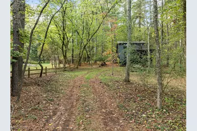 34810 Nelson Drive, Piedmont, OH 43983 - Photo 24