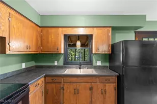 34810 Nelson Dr, Piedmont, OH 43983 - Photo 6