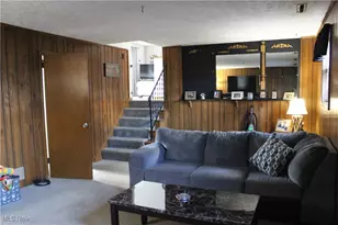 2424 Waynesburg Dr SE, Canton, OH 44707 - Photo 28