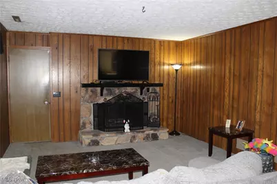 2424 Waynesburg Drive SE, Canton, OH 44707 - Photo 26