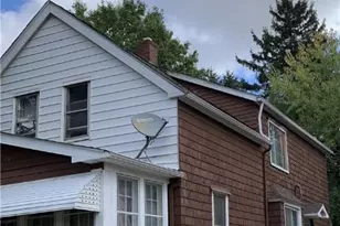 1261 E 167th St, Loveland, OH 44110 - Photo 2