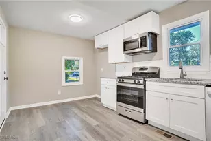 570 Mohawk Ave, Akron, OH 44305 - Photo 14