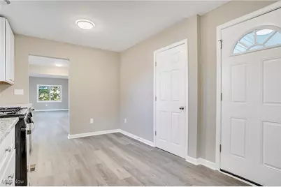 570 Mohawk Avenue, Akron, OH 44305 - Photo 16