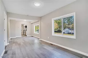 570 Mohawk Ave, Akron, OH 44305 - Photo 2