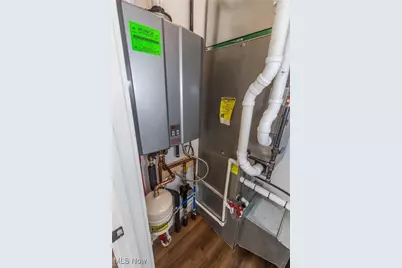 2467 Tremont Avenue, Loveland, OH 44113 - Photo 32