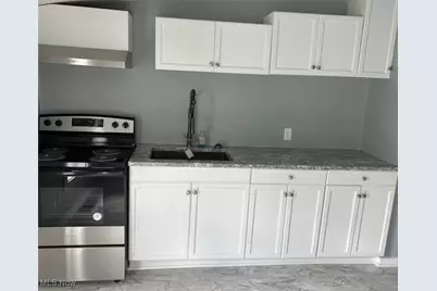 425 S 3rd Street, Coshocton, OH 43812 - Photo 4