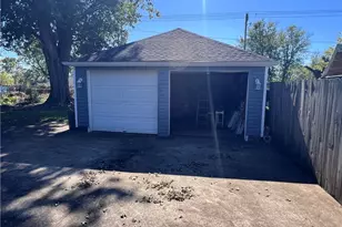 1350 Maplewood Dr, Zanesville, OH 43701 - Photo 6