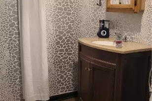 242 W Highland Ave, Ravenna, OH 44266 - Photo 34