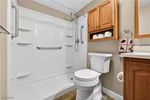 6280 Greenwood Pkwy, Sagamore Hills, OH 44067 - Photo 24