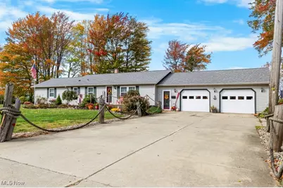3339 Lake Road, Conneaut, OH 44030 - Photo 2