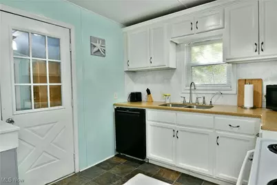 185 Maple Avenue, Andover, OH 44003 - Photo 22