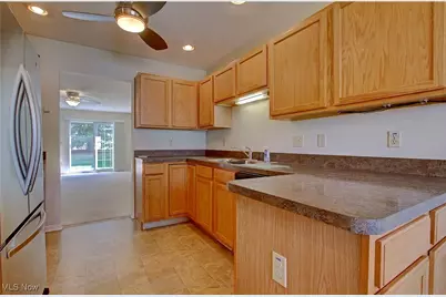 327 Breckenridge Oval, Elyria, OH 44035 - Photo 12